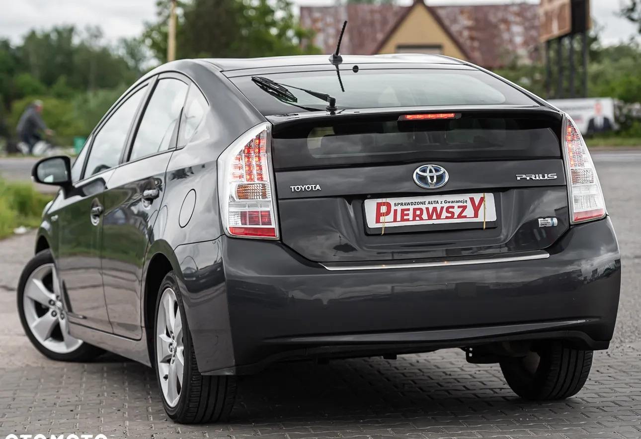 Toyota Prius cena 38900 przebieg: 299000, rok produkcji 2009 z Ulanów małe 436